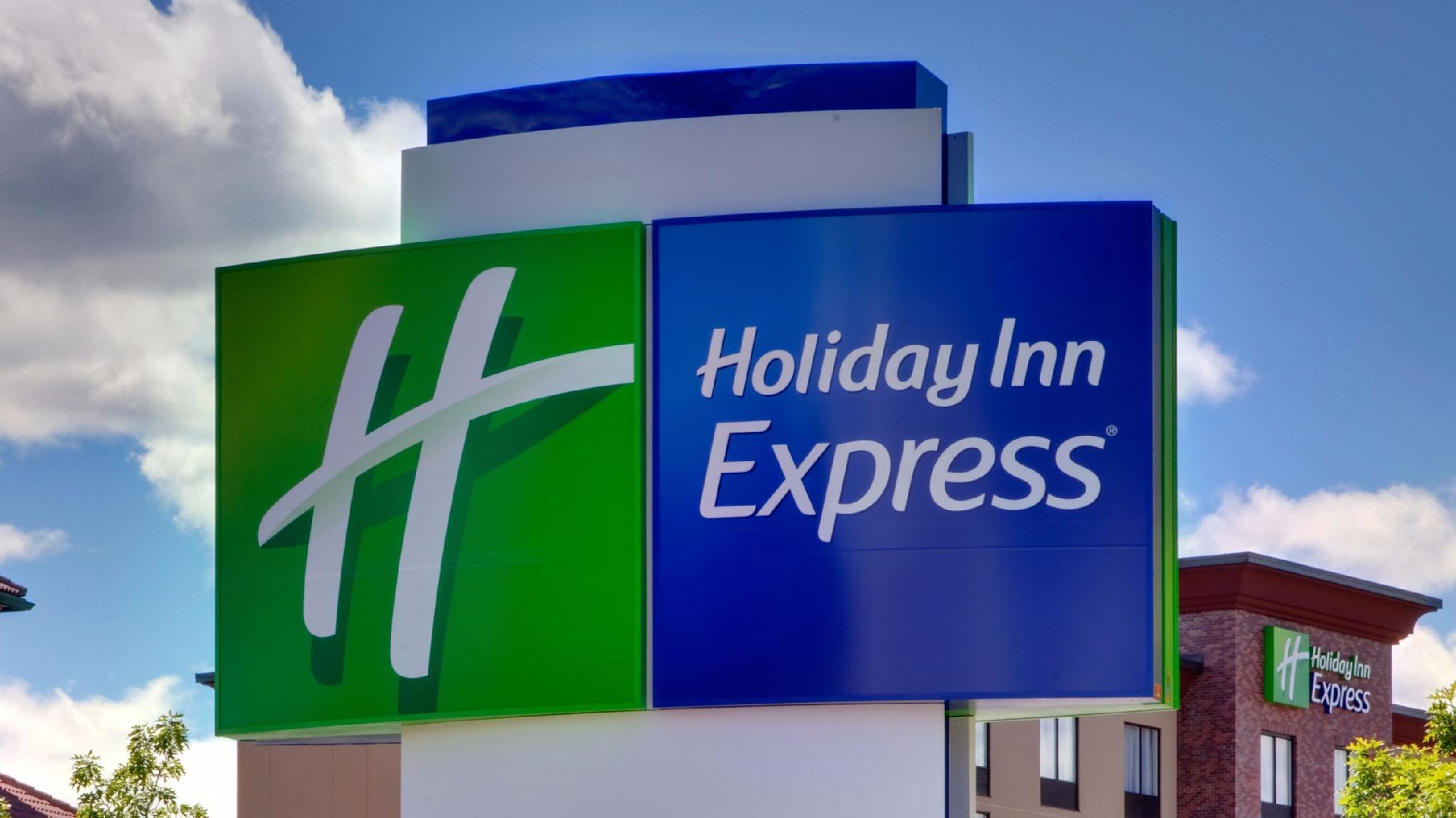 Holiday Inn Express & Suites Duluth North - Miller Hill, An Ihg Hotel Hermantown Exterior foto